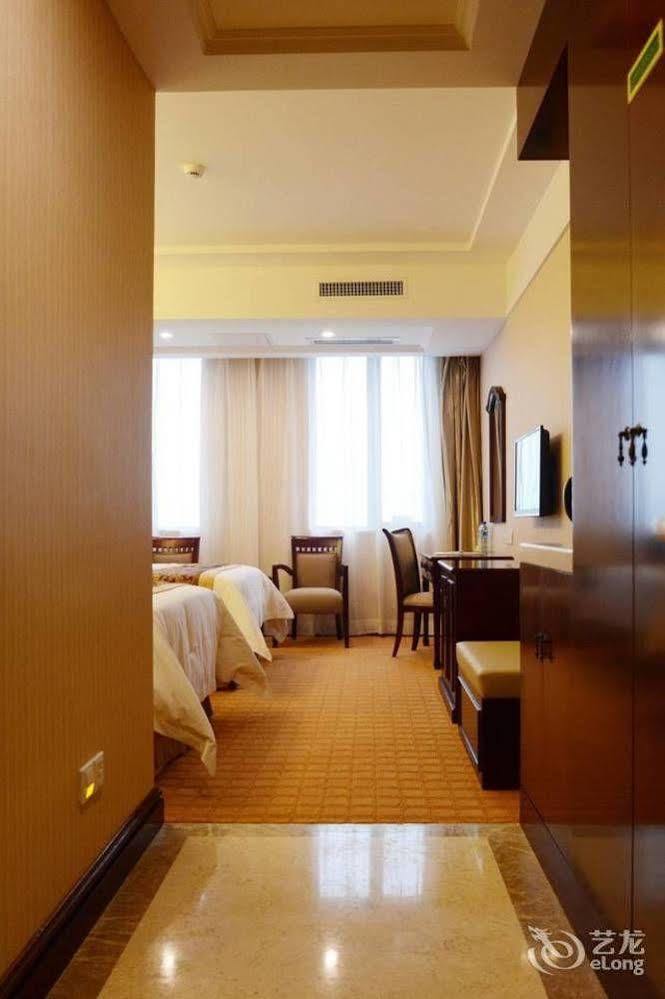 Vienna Hotel Guiyang Exhibition Center Eksteriør billede